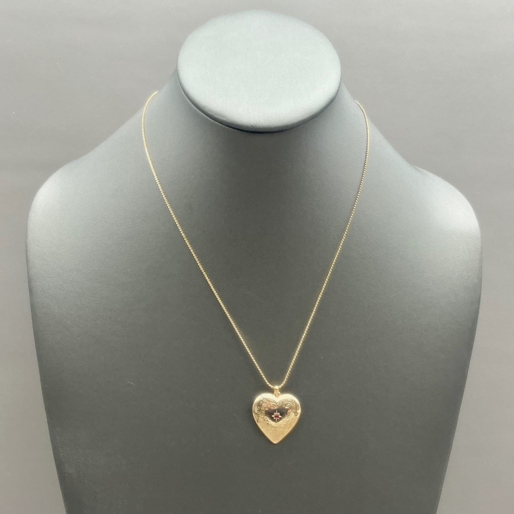 Avon Necklace Vintage Heart Pendant Gold Tone Floral Red Rhinestone 18 Inch